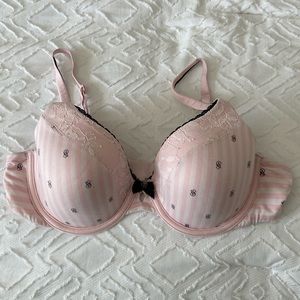 Victorias Secret Body By Victoria 36B